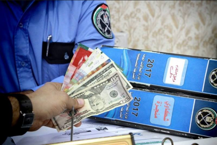 شرطة معبر كرم أبو سالم تُنهي خلافًا ماليًا بين تجار