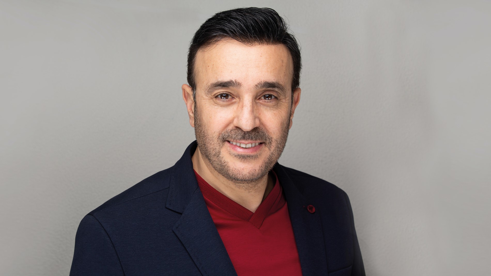 صابر الرباعي يستعد لإحياء حفل غنائي في كندا