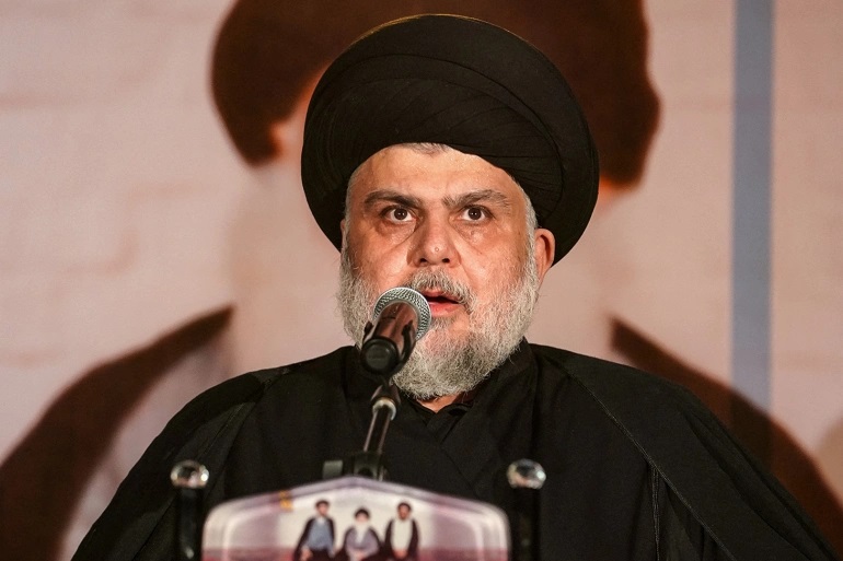 مقتدى الصدر يعلن اعتزاله الحياة السياسية بشكل نهائي