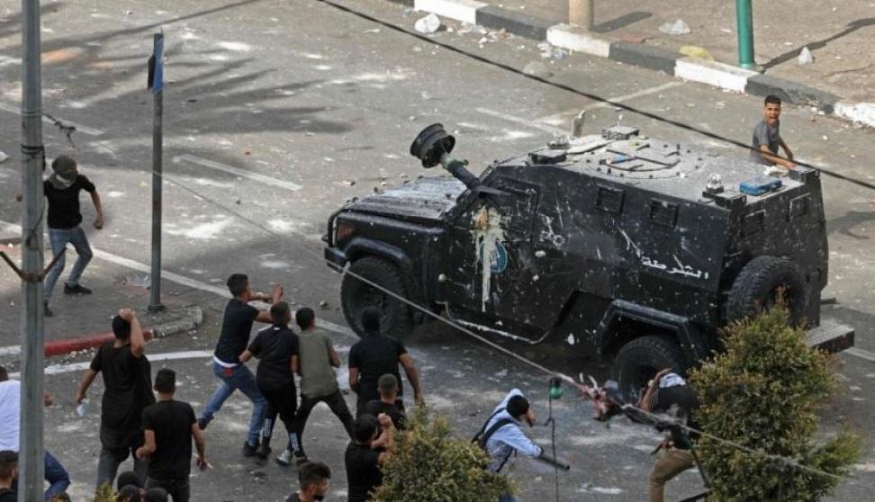 محافظ نابلس يدعو جماهير شعبنا للتحلي بالمسؤولية والوحدة الوطنية