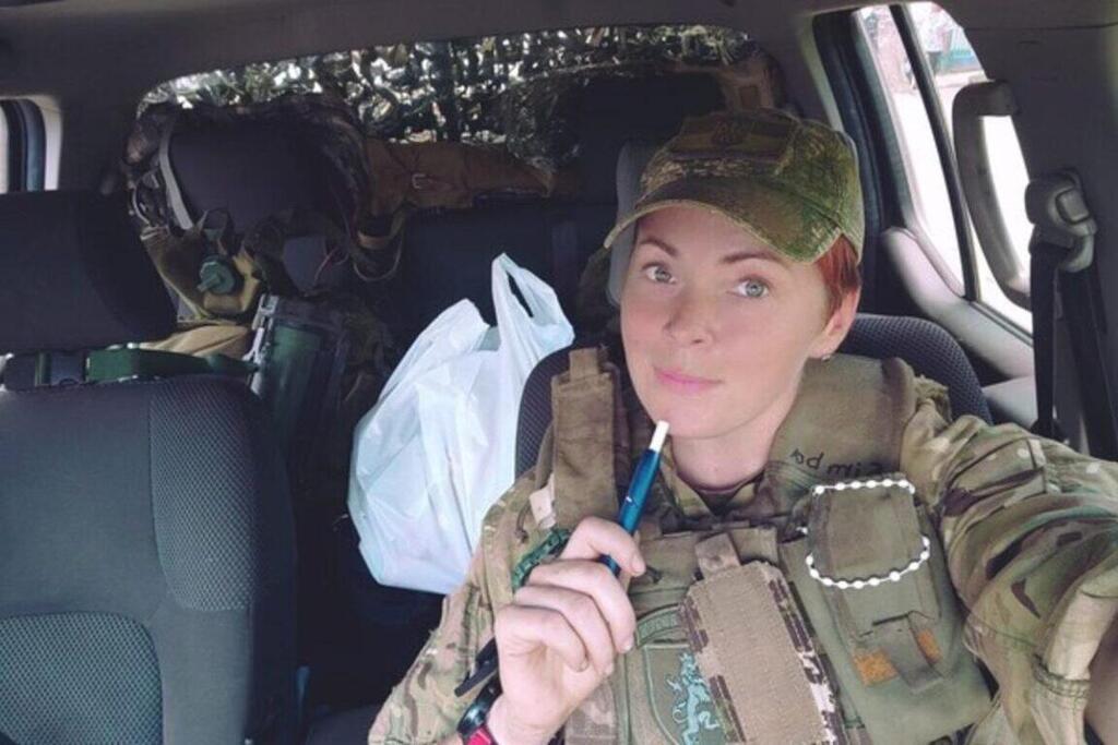 قاتلت ضد بلادها.. أوكرانيا تُقيم جنازة عسكرية لروسية في كييف