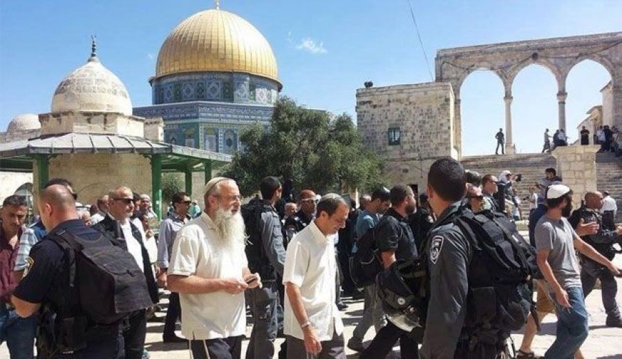 المستوطنون في الأقصى وسط قيود مشددة من الاحتلال