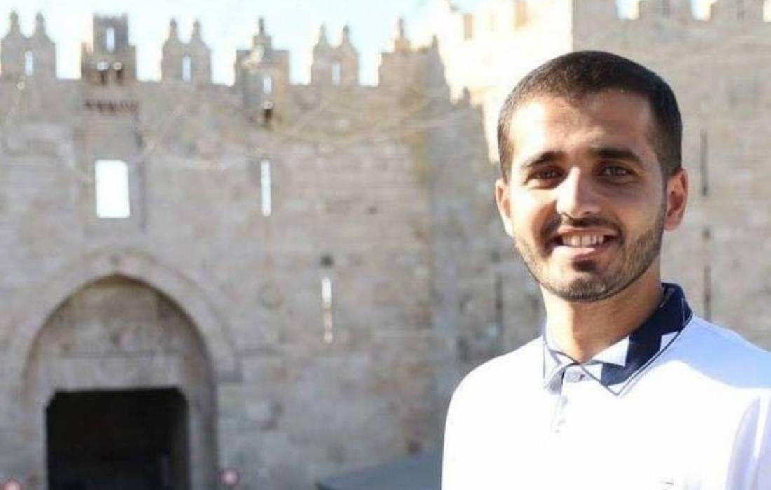 لجنة الصحفيين تدعو الأجهزة الأمنية للإفراج عن الصحفي عتيق