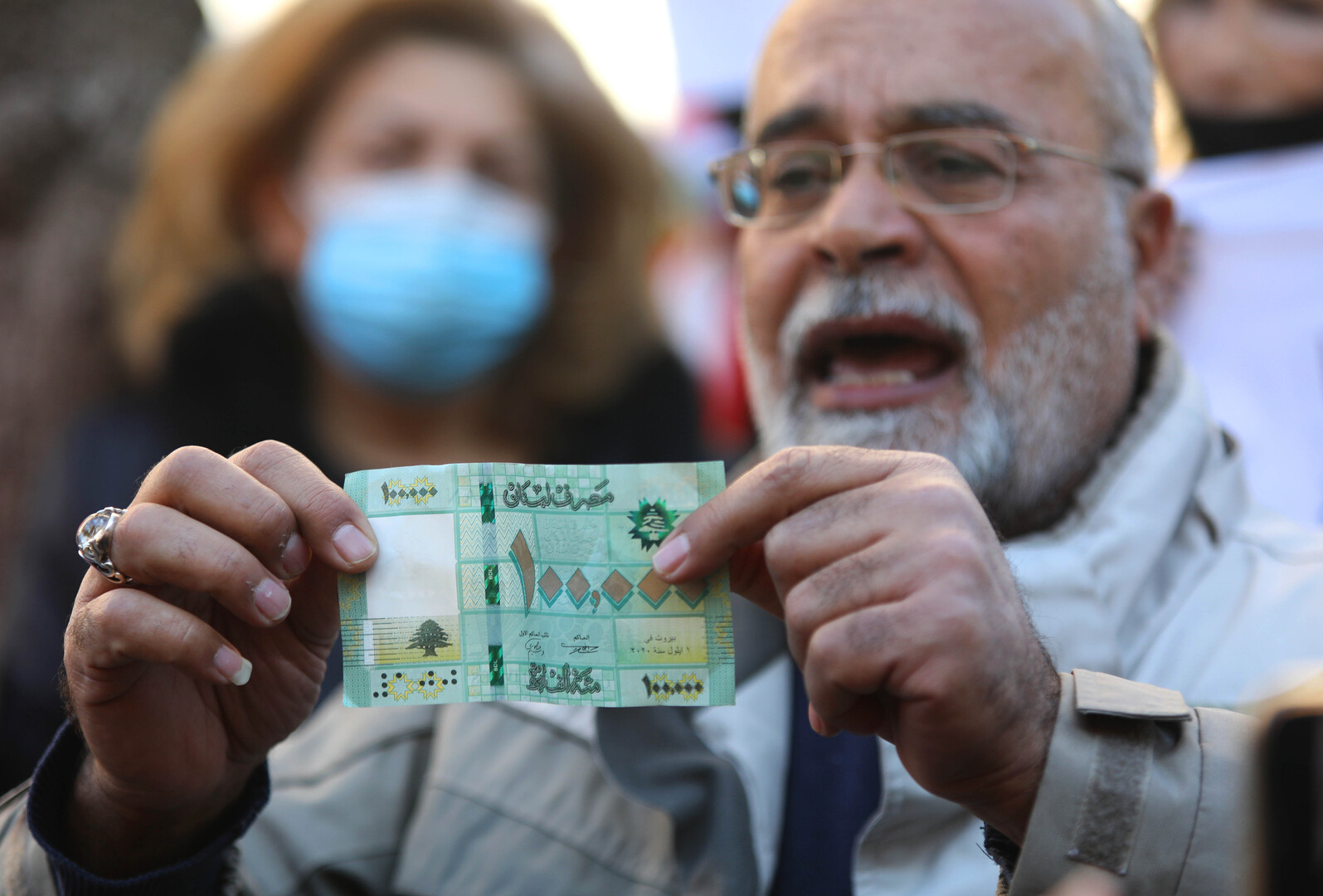 تغييب الحقوق والأزمة الاقتصادية تفاقم معاناة اللاجئين الفلسطينيين في لبنان