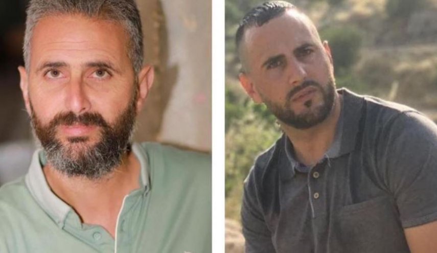 المعتقلان عدال وأحمد موسى يواصلان إضرابهما عن الطعام