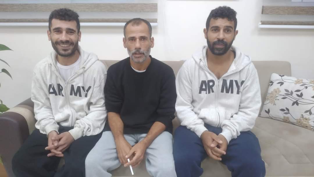 قوات الاحتلال تفرج عن 3 صيادين من قطاع غزة بعد اعتقالهم لأسبوعين