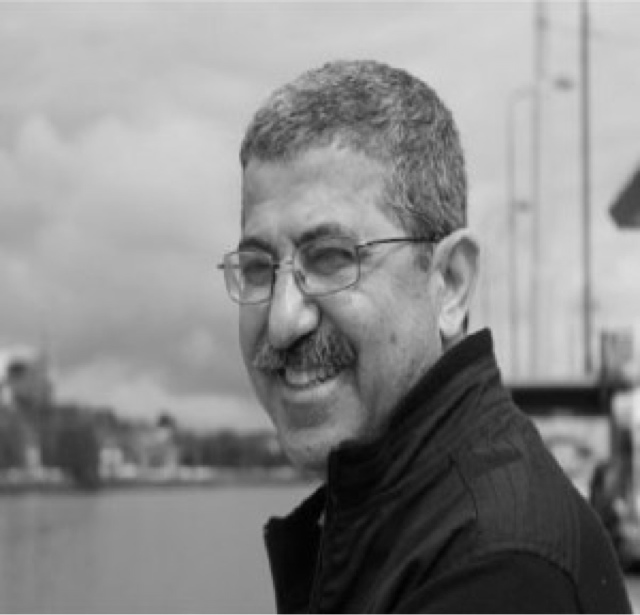 نعي فلسطيني للناقد والروائي فاروق وادي