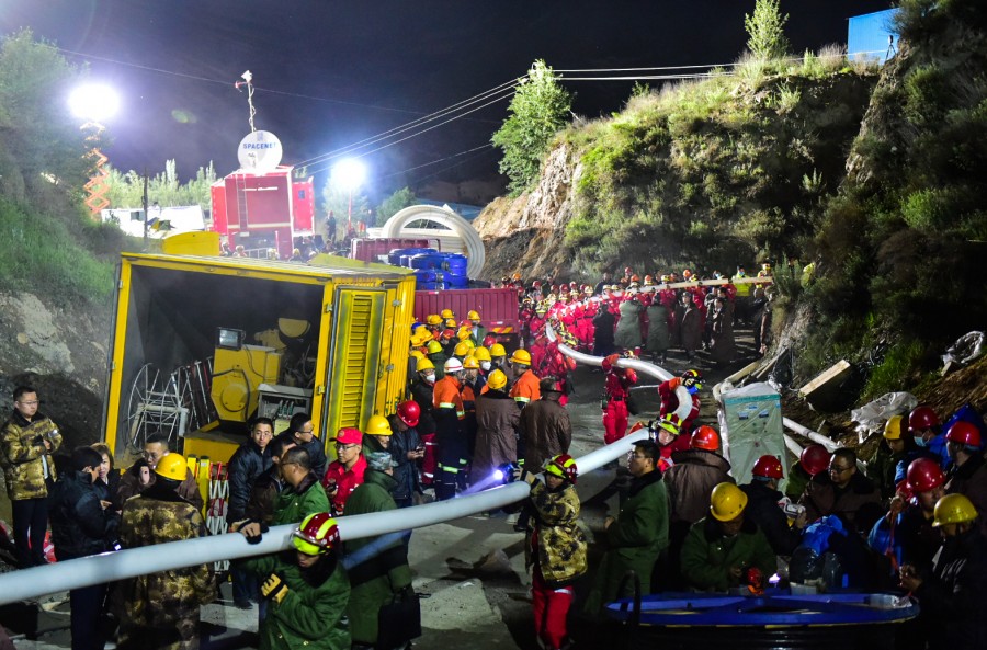 أوائل سبتمبر.. الصين: مقتل 14 شخصًا إثر فيضان غمر منجمًا