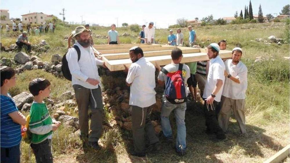 بقيادة بن غفير.. مستوطنون يقتحمون قرية النبي صموئيل