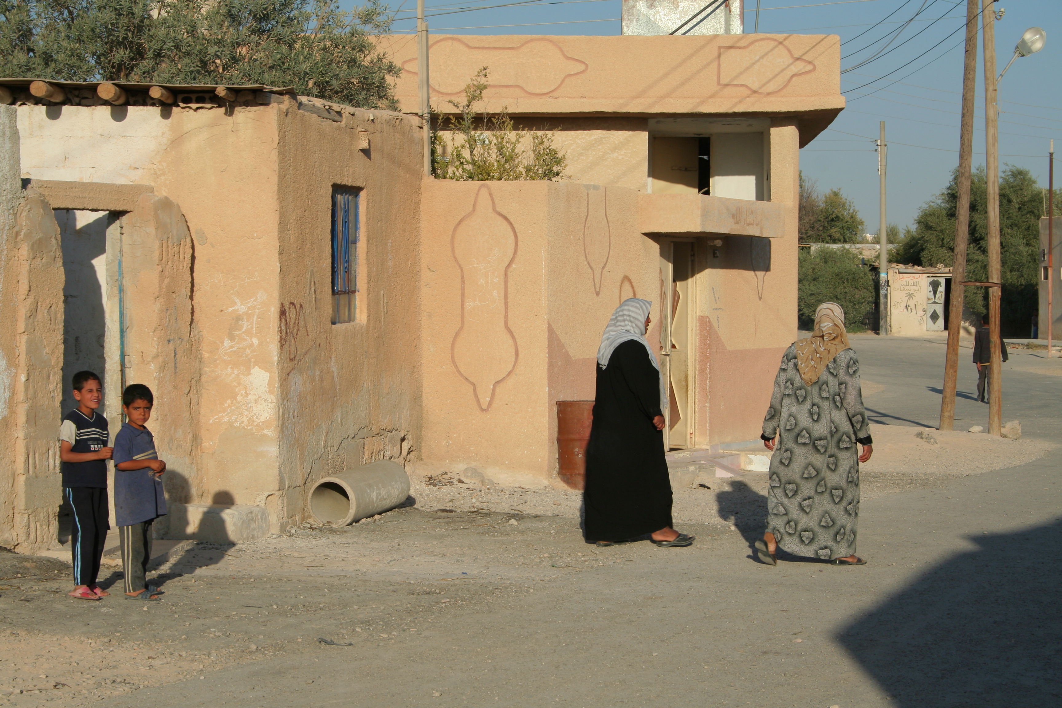 أهالي مخيم الرمدان يوجهون رسالة احتجاجية لأونروا