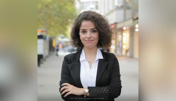 الصحفية مرح مرقة دويتشه فيله