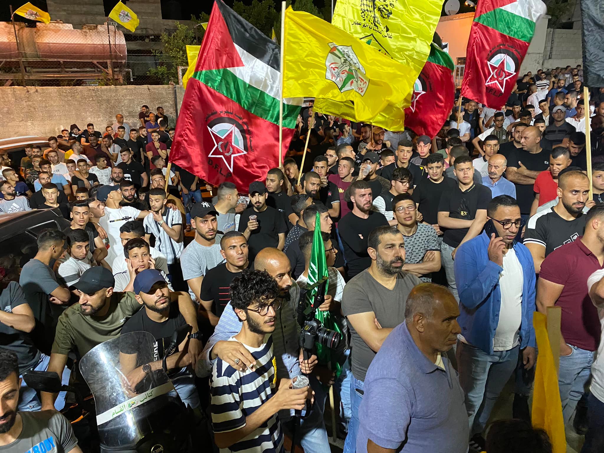 تنديدًا بمجازر الاحتلال.. لبنان: مسيرات في المخيمات الفلسطينية