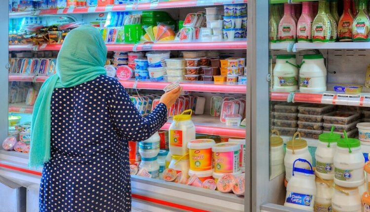المنتجات الزراعية والألبان