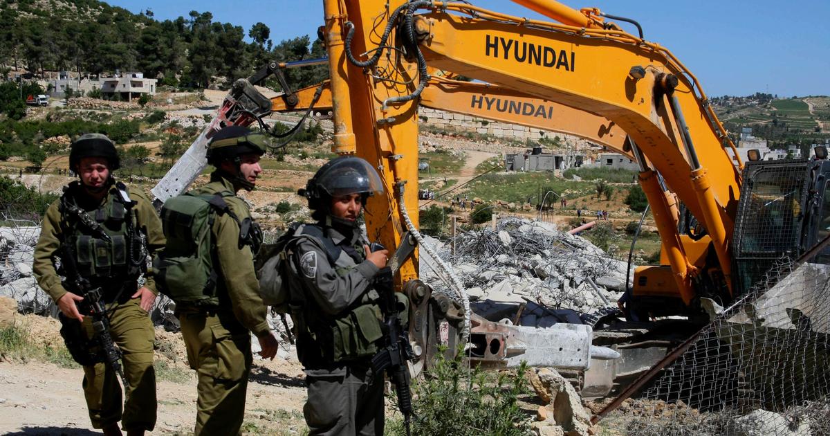 الاحتلال يهدم منشآت فلسطينية في الداخل المحتل