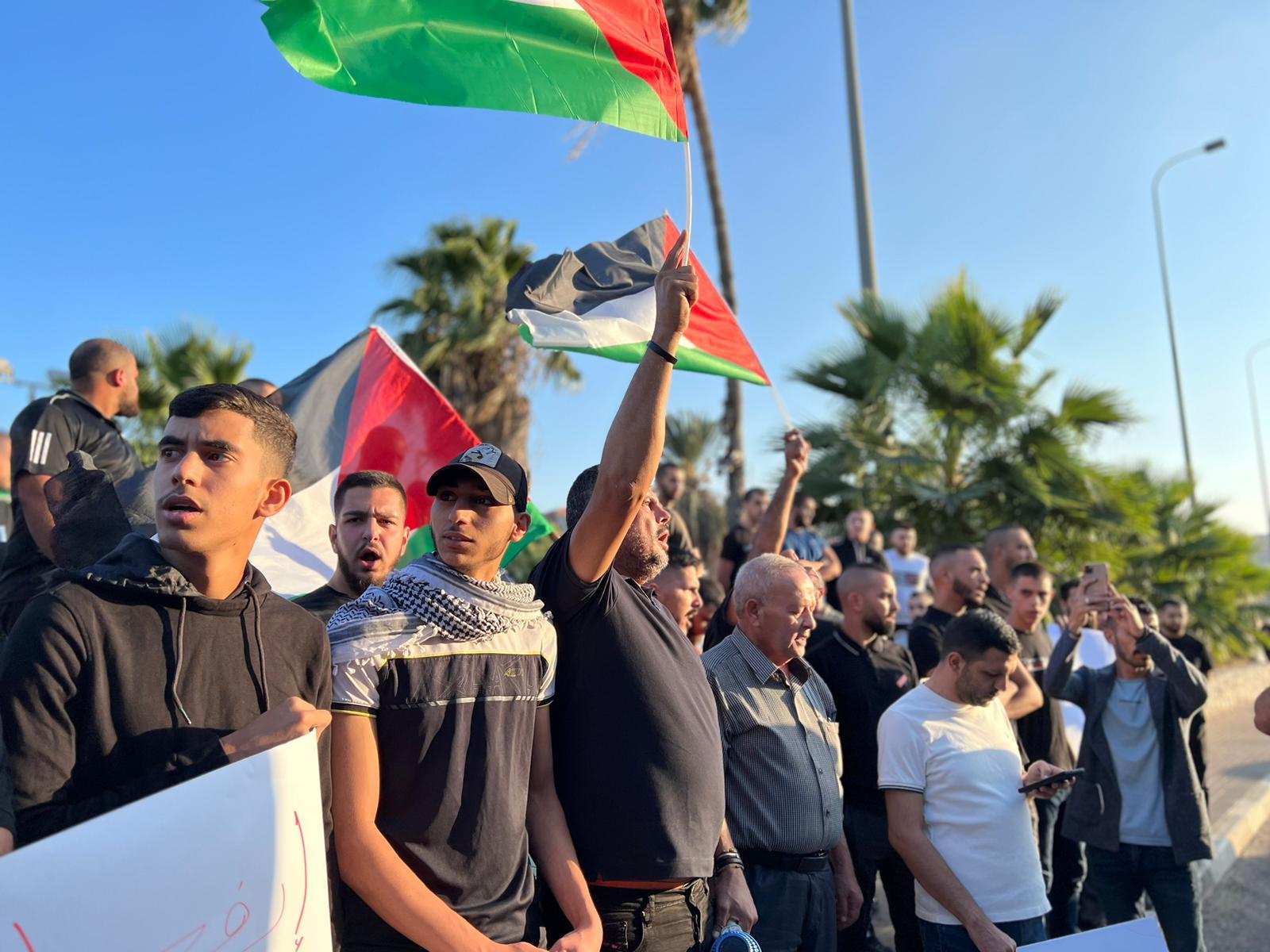 وقفة احتجاجية في حيفا مطالبة برفع الحصار عن شعفاط