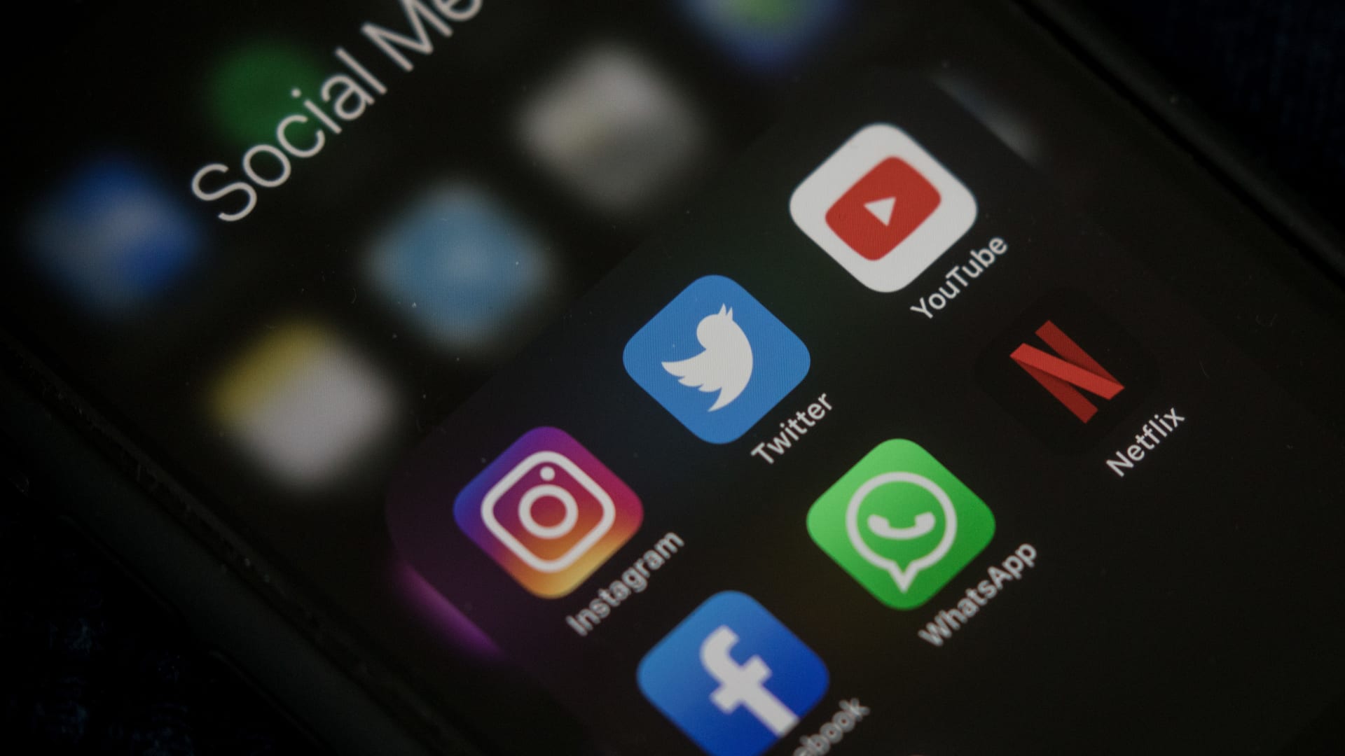 السعودية تفرض ترخيصاً على الإعلانات والمحتوى الرقمي