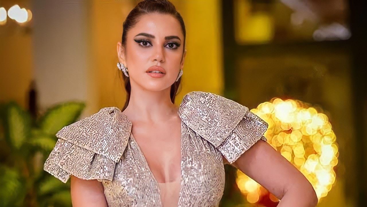 الفنانة درة تُشعل مواقع التواصل الاجتماعي بأحدث إطلالة لها