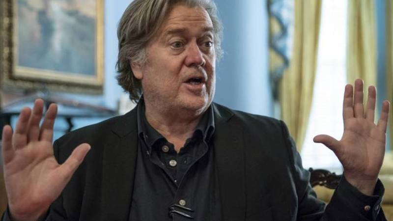 الحكم بالسجن على مستشار ترامب لمدة أربعة أشهر وغرامة مالية