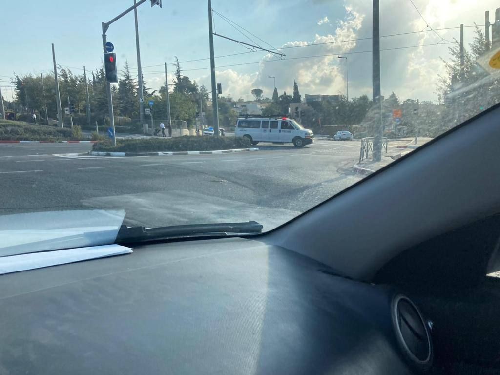 إصابة فتى فلسطيني برصاص الاحتلال بعد طعنه مستوطن بالقدس