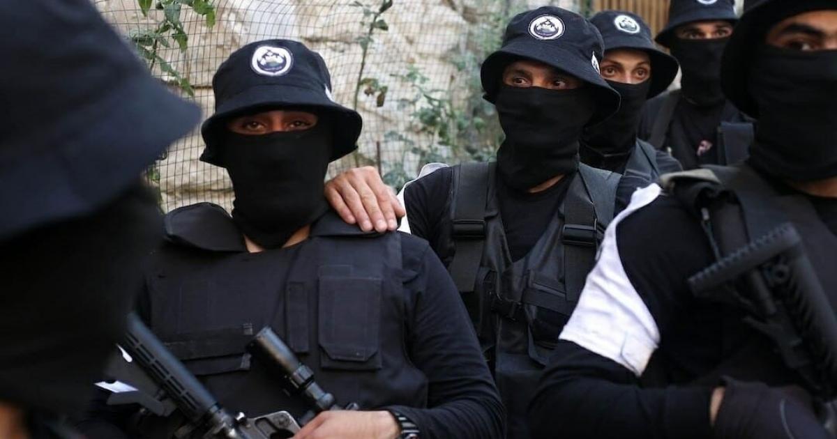 عرين الأسود تدعو المقاتلين لإشغال الاحتلال في جميع نقاط التماس