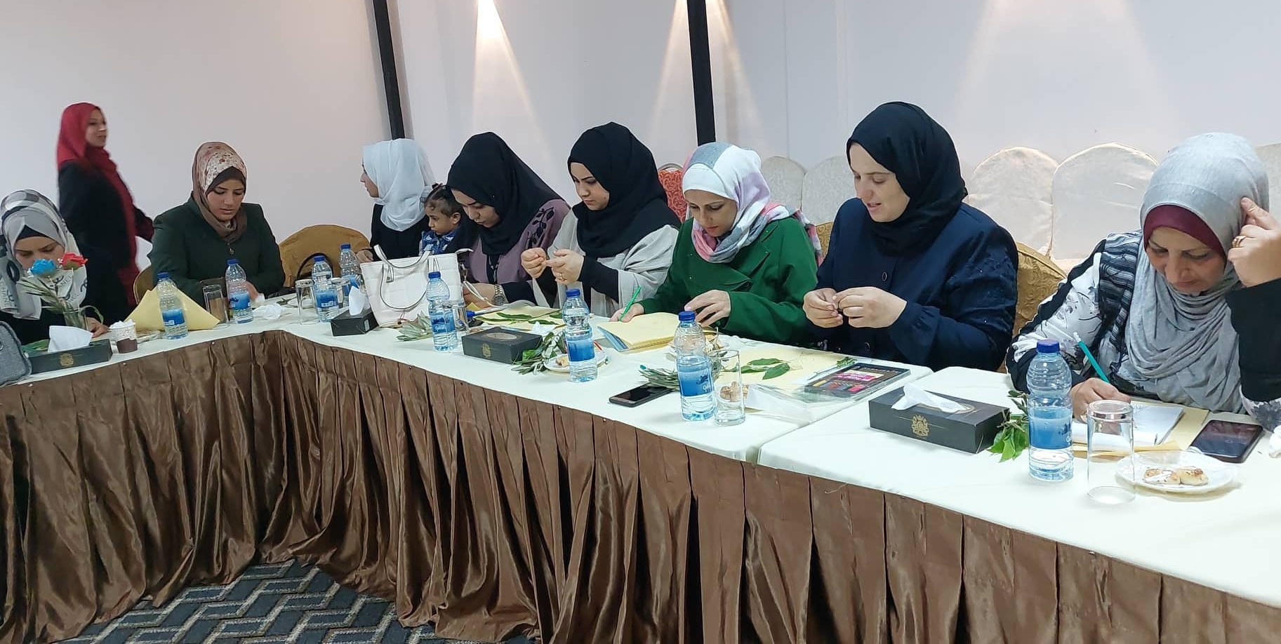مركز الأبحاث بغزة يختتم تدريب حول الرعاية الذاتية