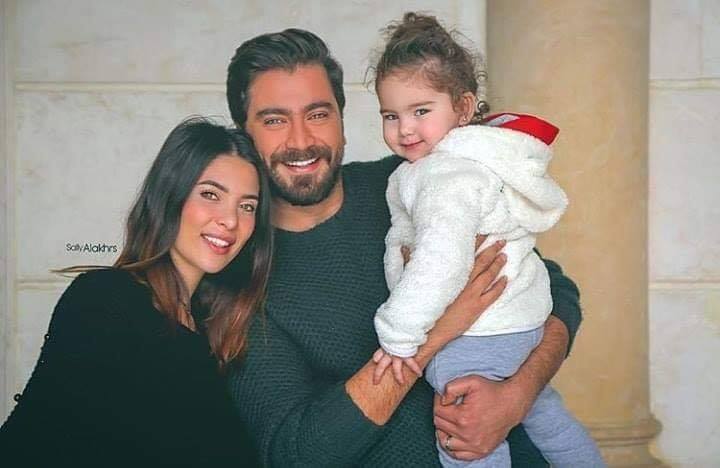 ما حقيقة عودة معتصم النهار إلى طليقته لين برنجكجي؟