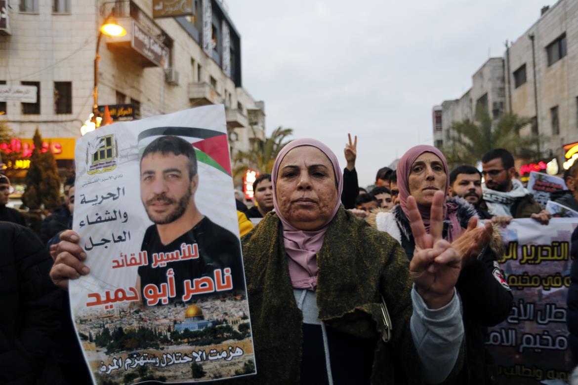 صحيفة: أبو حميد كان على رأس الأسرى المطلوب الإفراج عنهم في أي تبادل