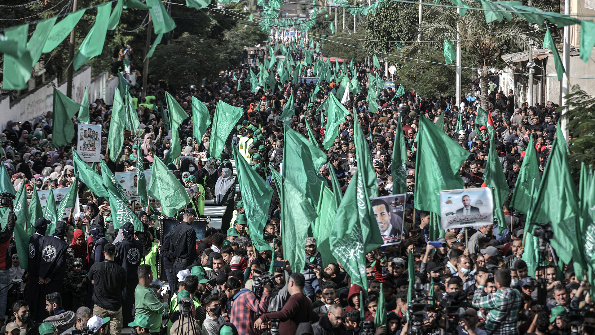 نعت الشهيد أبو جنيد.. حماس: جرائم الاحتلال ستواجه بالمقاومة