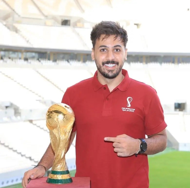 الفلسطيني وسام قطب.. من لاجئ بالأردن إلى سفير كأس العالم 2022