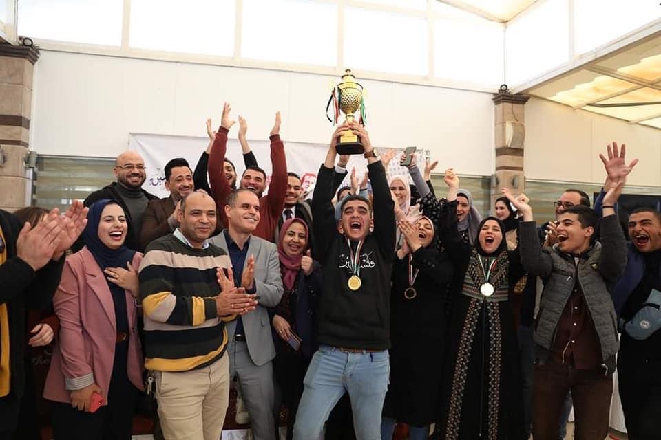 تتويج فريق جامعة الأقصى بلقب دوري مناظرات جامعات قطاع غزة