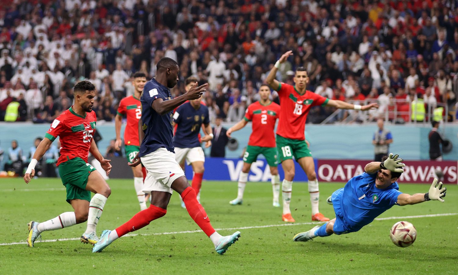 فرنسا تفوز على المغرب وتتأهل إلى نهائي كأس العالم