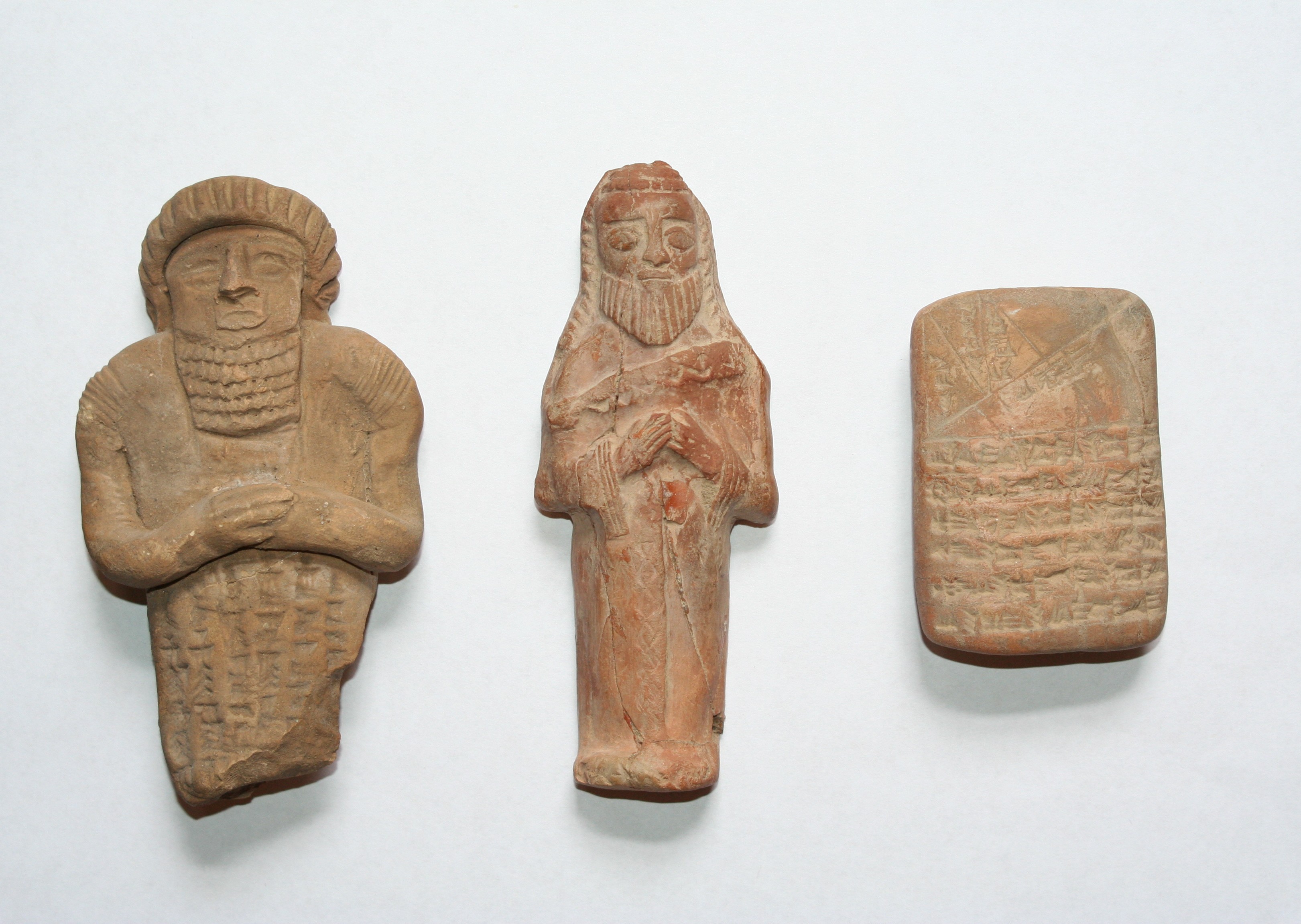 العراق: استعادة 18 ألف قطعة أثرية مهربة