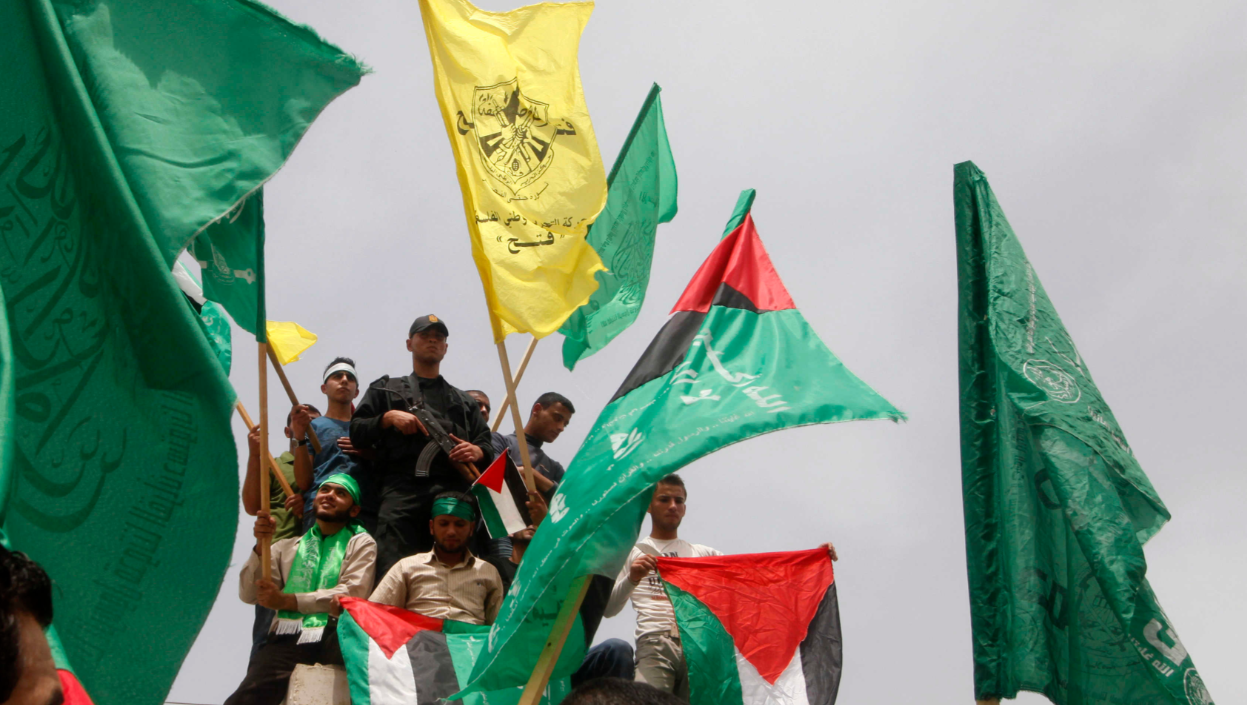 حماس لمصدر: أي ضرر يصيب حركة فتح يؤثر بالمجتمع الفلسطيني