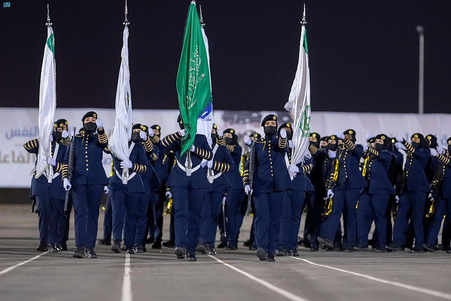 الداخلية السعودية تُخرّج مجموعة من مجندات دورة الأمن العام