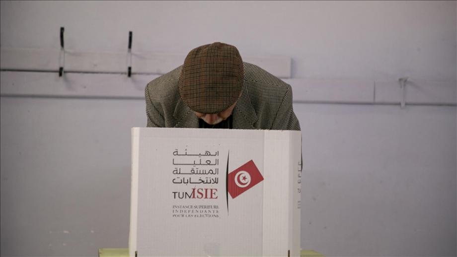 تونس: دورة ثانية للانتخابات التشريعية وسط دعوات للمقاطعة