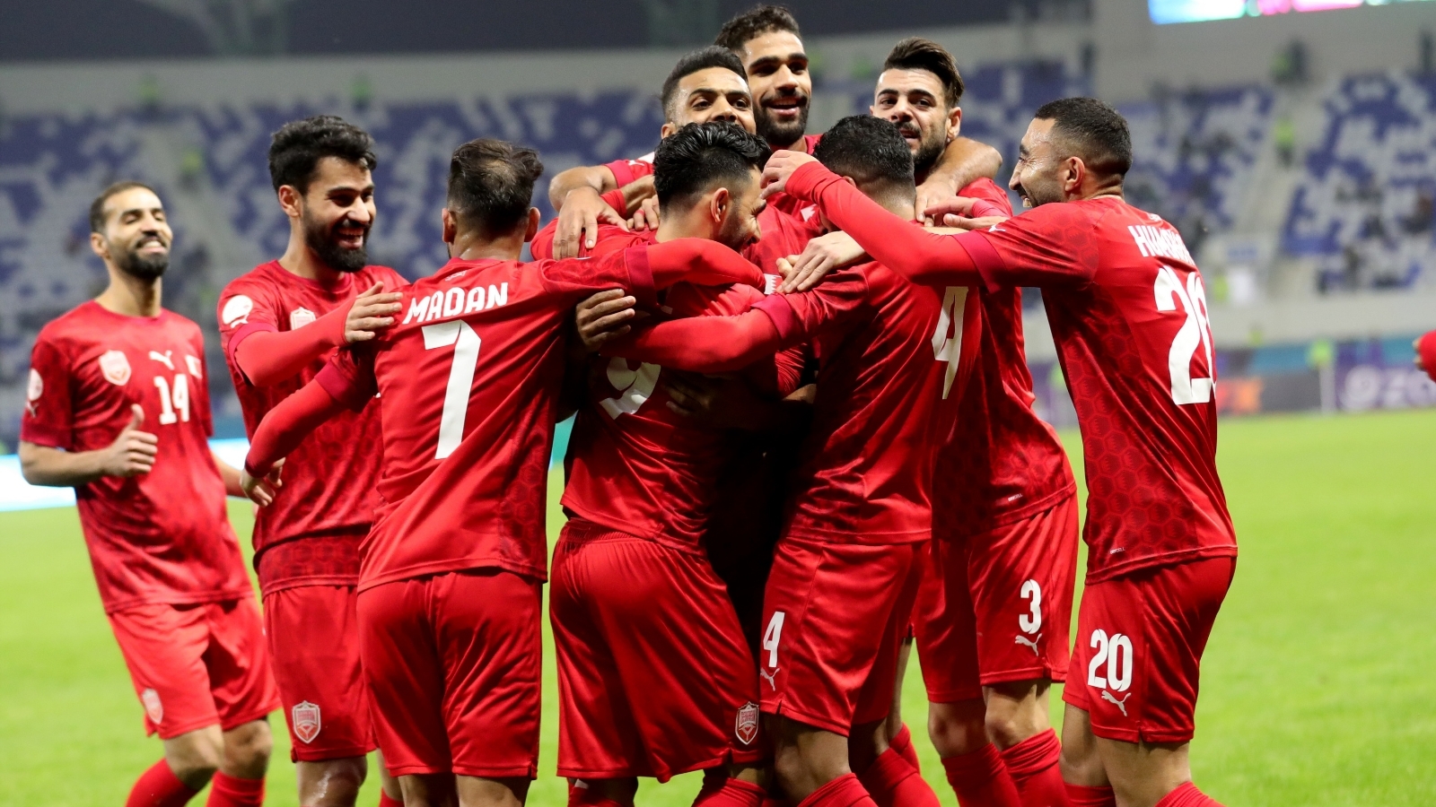 البحرين وقطر تتأهلان إلى نصف النهائي في خليجي 25