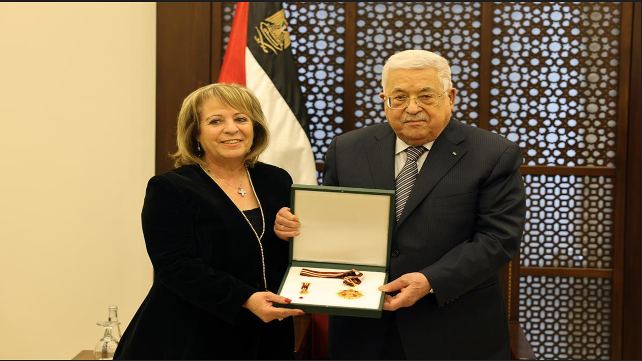 منح جمعية الملجأ الخيري الأرثوذكسي العربي نجمة القدس