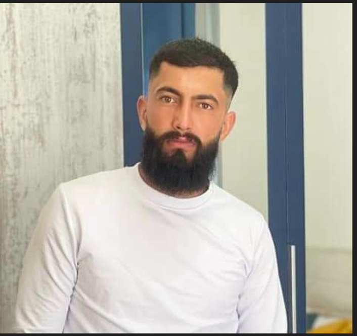 فادي عايش.. شاب استُشهد الكترونيًا نتيجة الشائعات الكاذبة!
