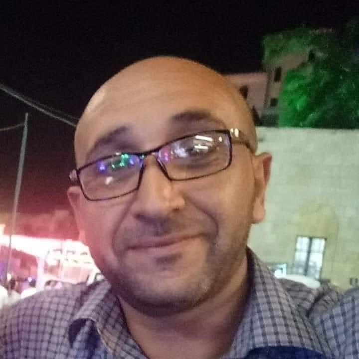 مؤسسة حقوقية تحذر من استمرار اعتقال الناشط مزيد سقف الحيط