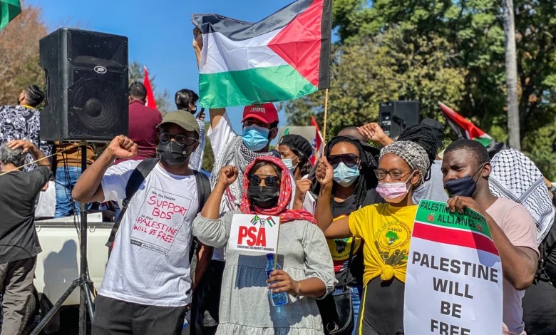 وفد فلسطيني ينظم عدة لقاءات مع أحزاب جنوب افريقيا