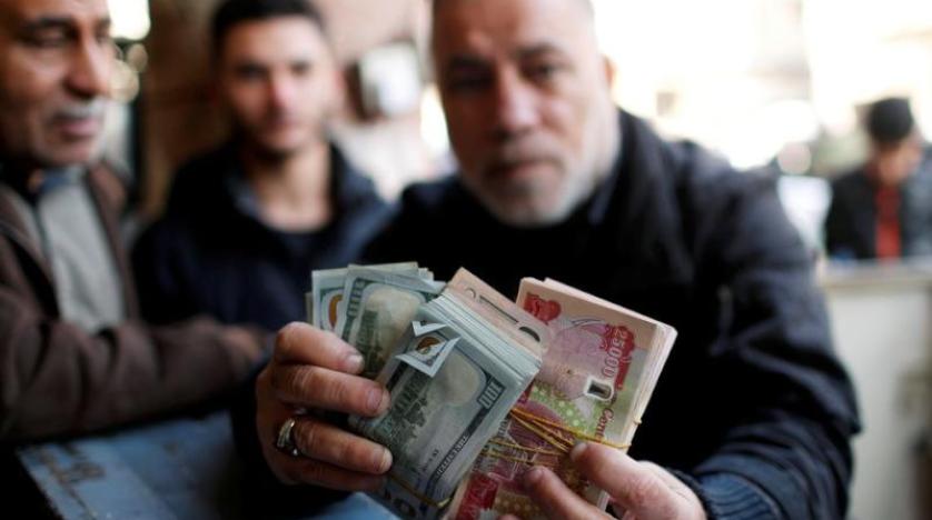 العراق يُصادق على تعديل سعر صرف الدولار مقابل الدينار