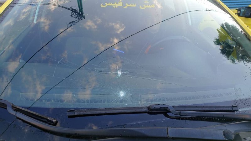 مستوطنون يعتدون على سائق فلسطيني في رام الله