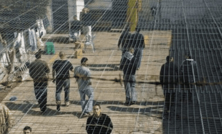 الاحتلال يمدد الاعتقال الإداري لأسيرين من أم الفحم