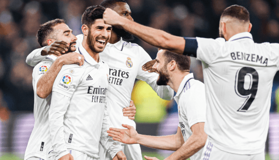 ريال مدريد يعمّق جراح فالنسيا بثنائية أسنسيو وفينيسيوس