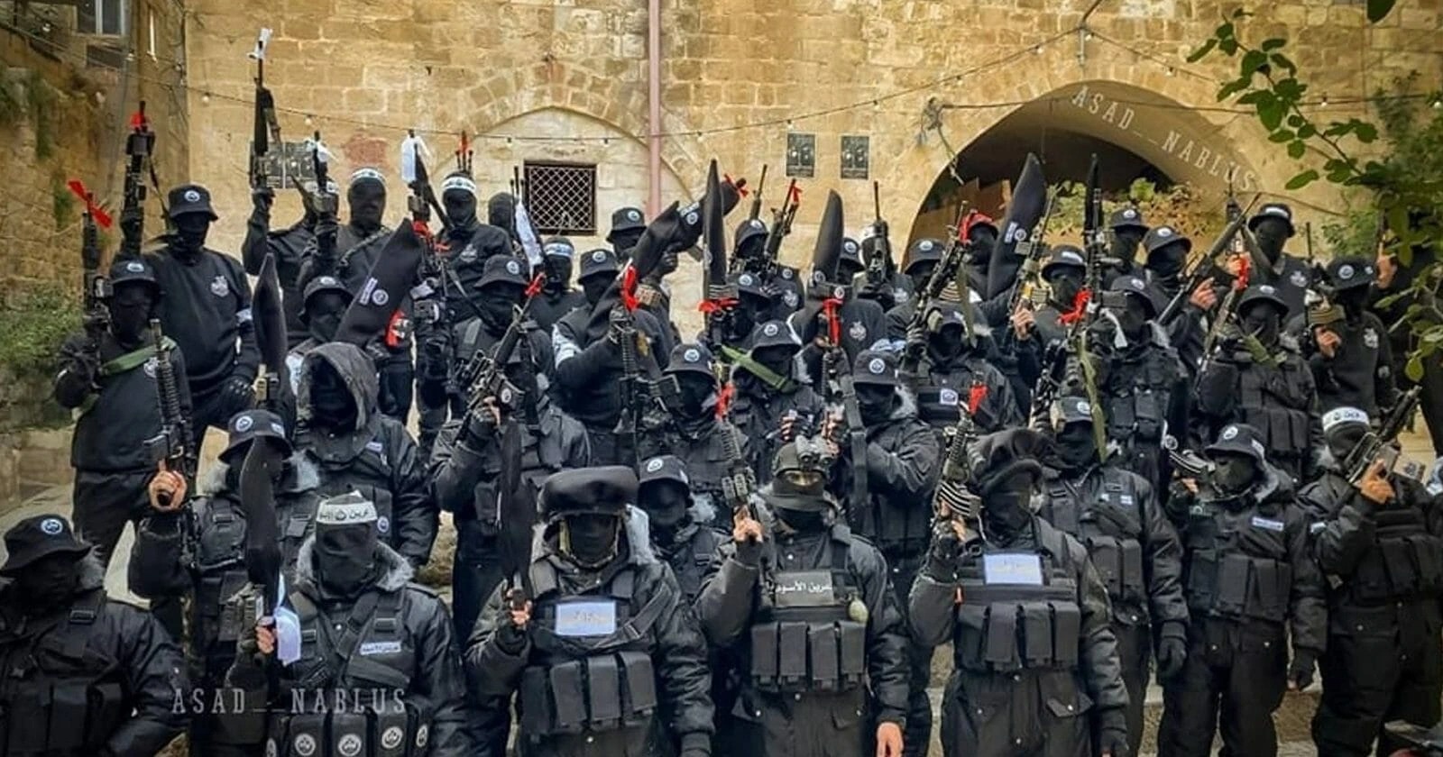 عرين الأسود تدعو لرفع وتيرة المواجهة مع الاحتلال في الضفة