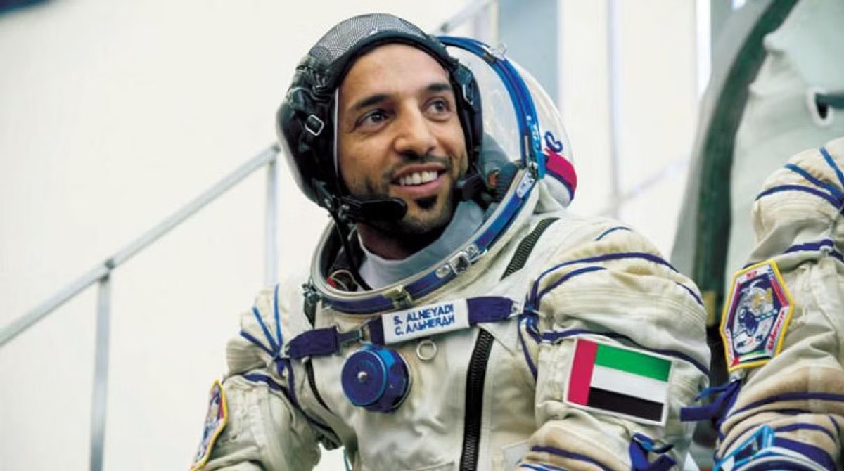 في أطول مهمة بتاريخ العرب.. الإماراتي سلطان النيادي ينجح بمهمته الفضائية