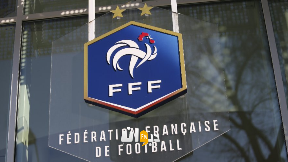 الاتحاد الفرنسي لكرة القدم يرفض إيقاف المباريات لإفطار اللاعبين المسلمين