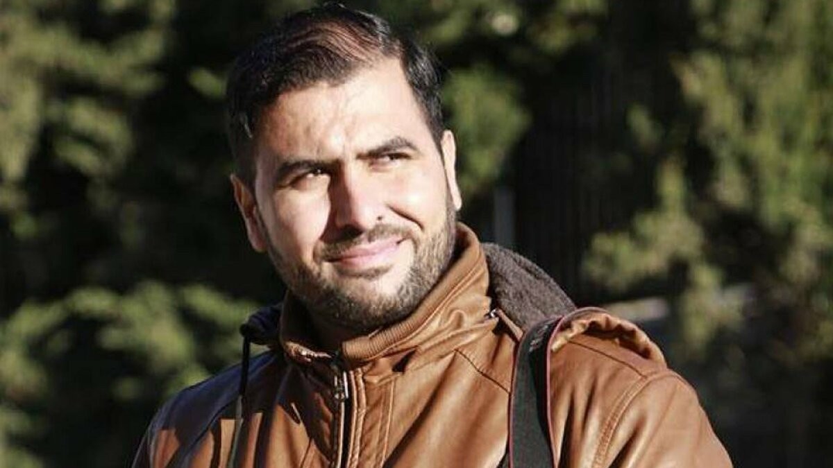 الاحتلال يفرج عن الصحفي عامر أبو عرفة من الخليل