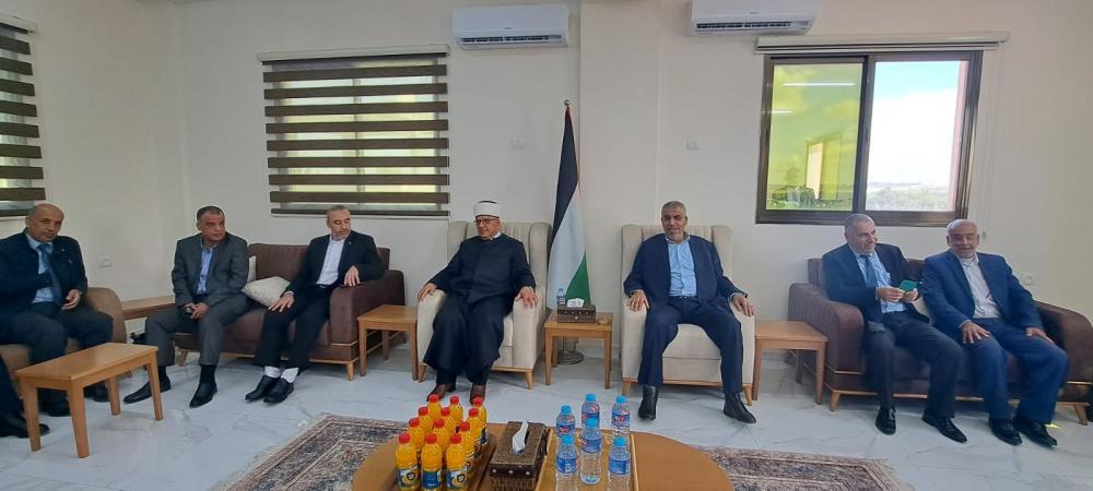 للمشاركة في قرعة الحج.. وصول وزير الأوقاف إلى غزة
