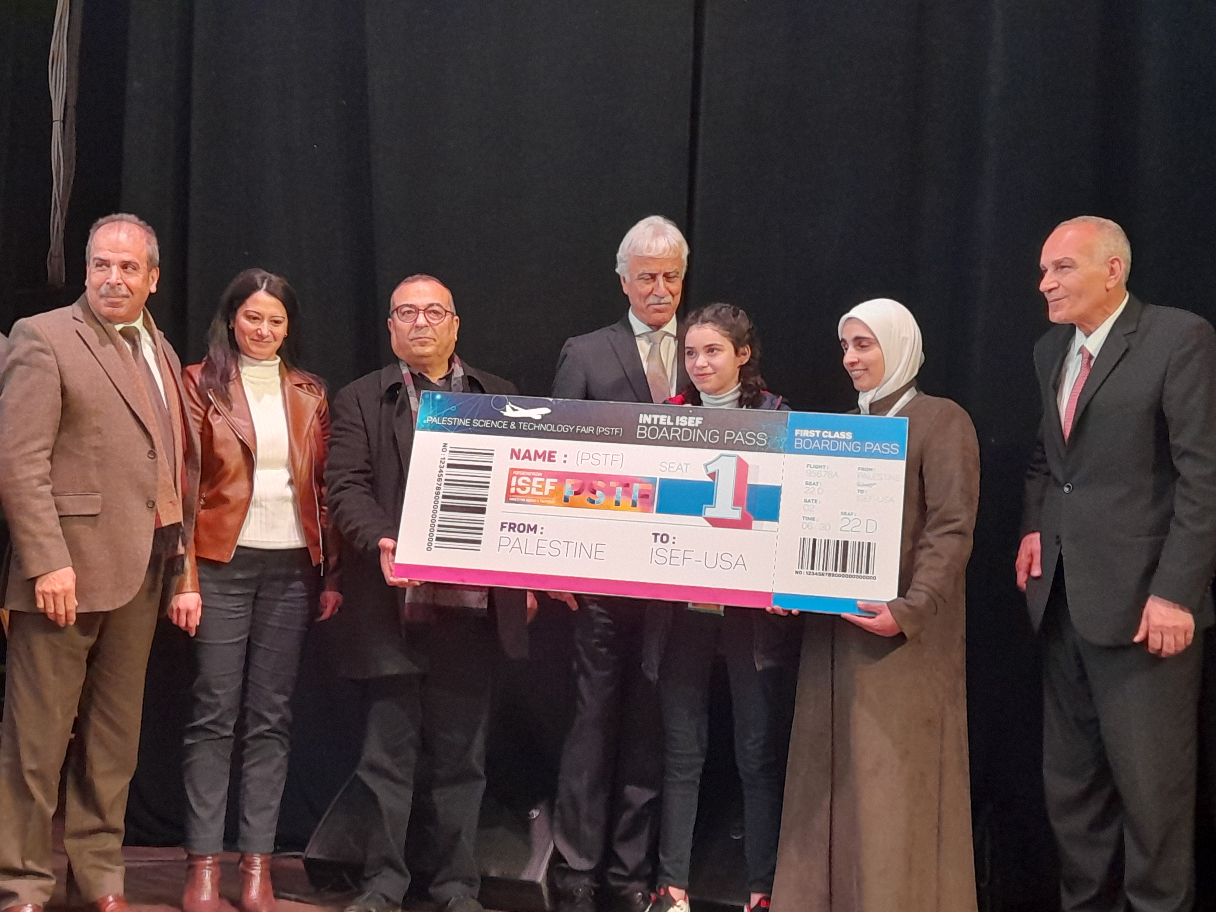 التربية تنشر نتائج المشاريع الفائزة بمعرض فلسطين للعلوم والتكنولوجيا